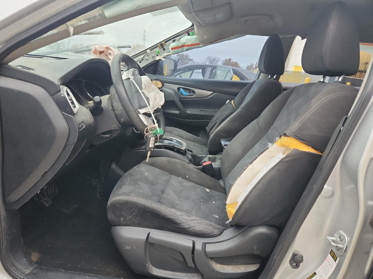 2015 Nissan Rogue S - Фото 7