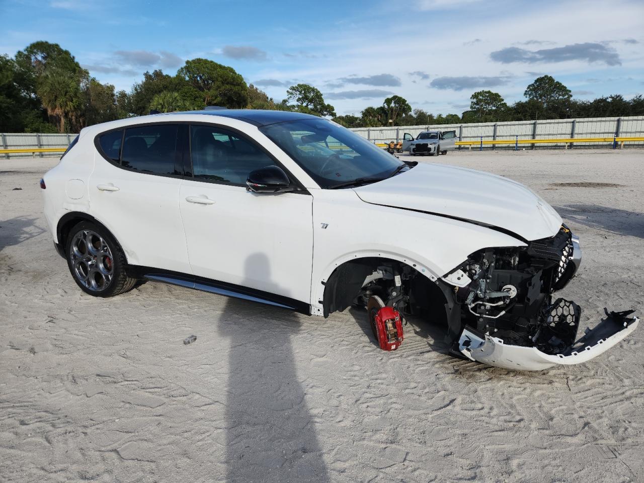 2024 Alfa Romeo Tonale Ti - Image 4