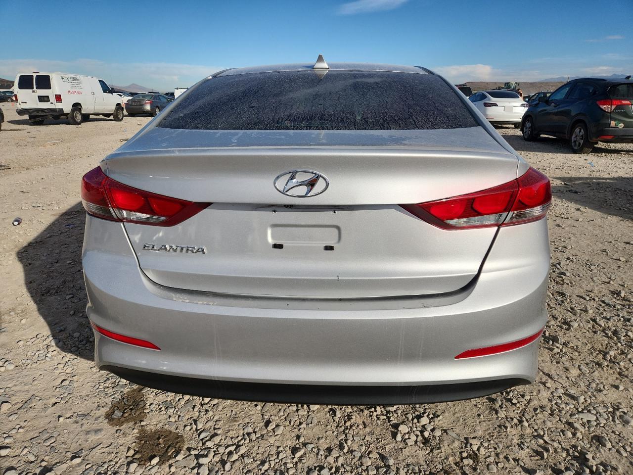 2017 Hyundai Elantra Se - Image 6