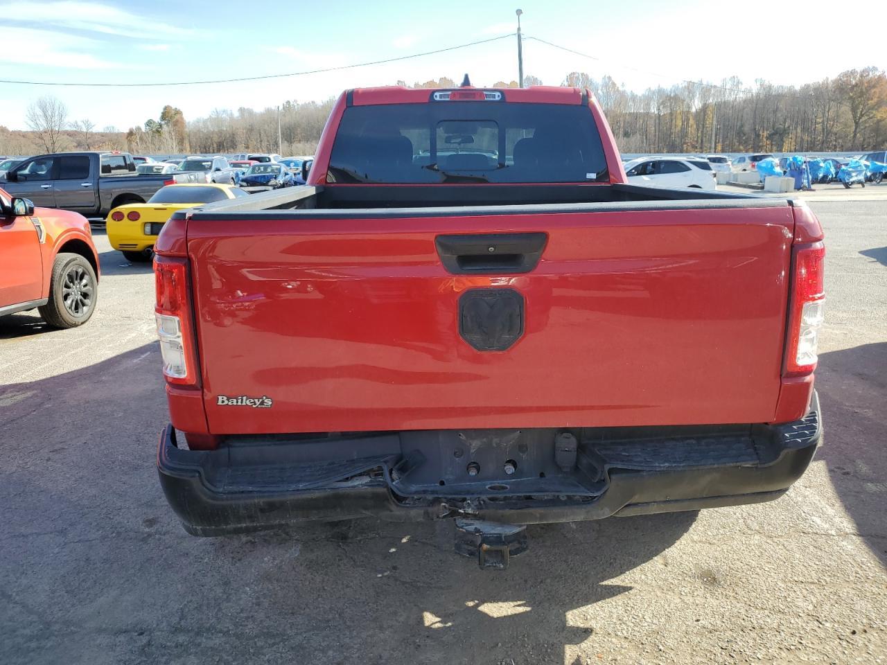 2019 Ram 1500 Tradesman - Фото 6