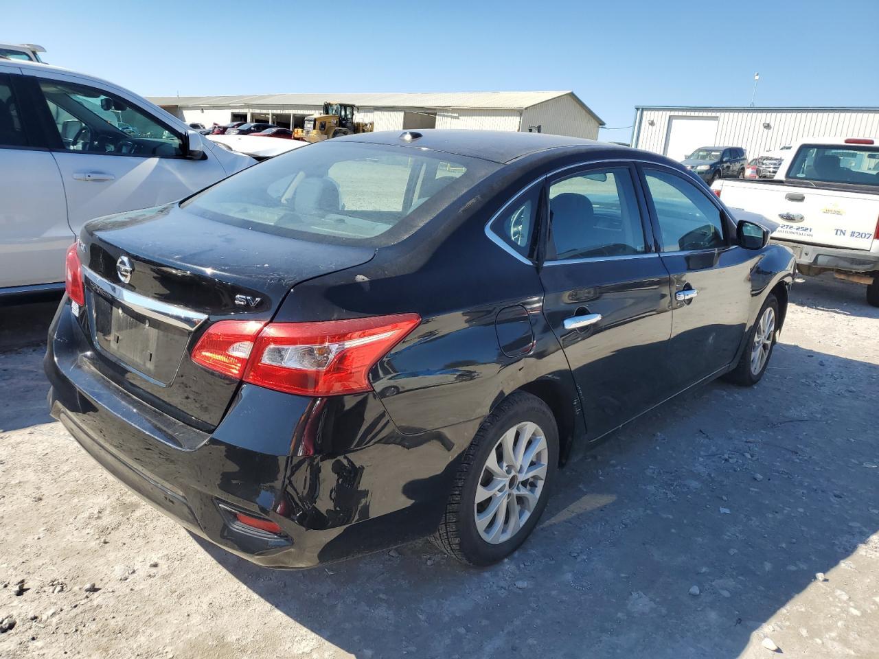 2019 Nissan Sentra S - Фото 3