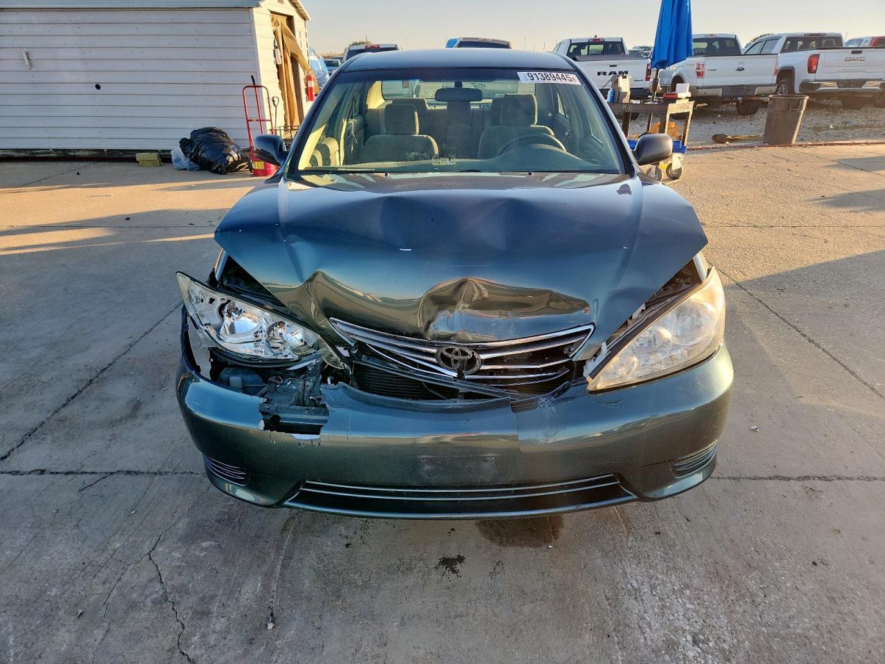 2006 Toyota Camry Le - Image 5