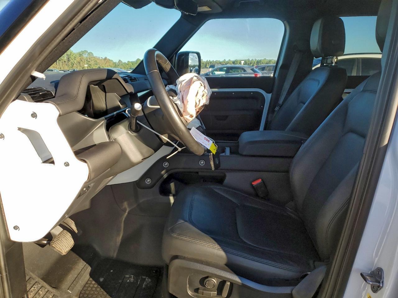 2024 Land Rover Defender 110 S - Фото 7