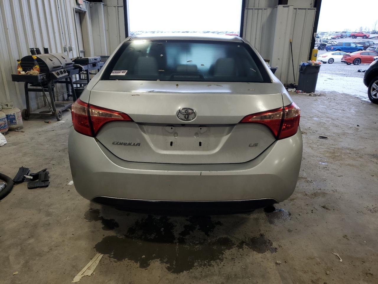 2017 Toyota Corolla L - Фото 6