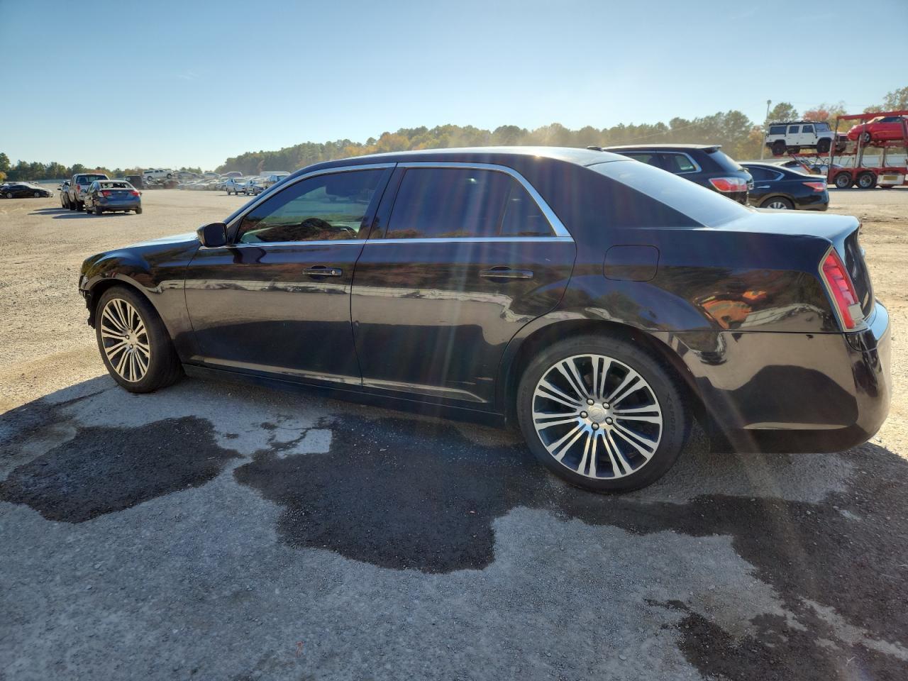 2013 Chrysler 300 S - Фото 2