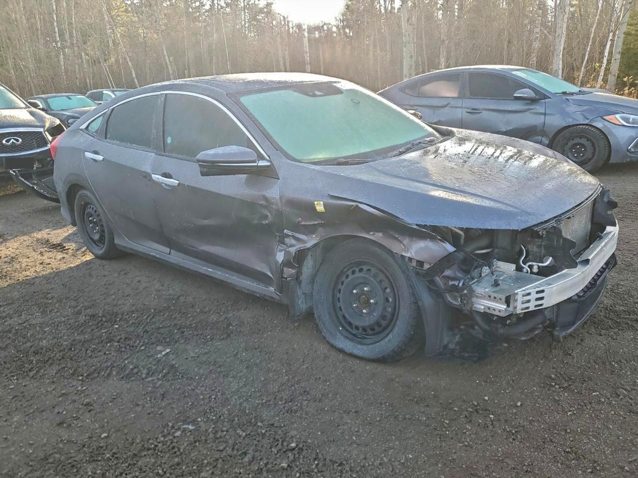 2018 Honda Civic Touring - Фото 4