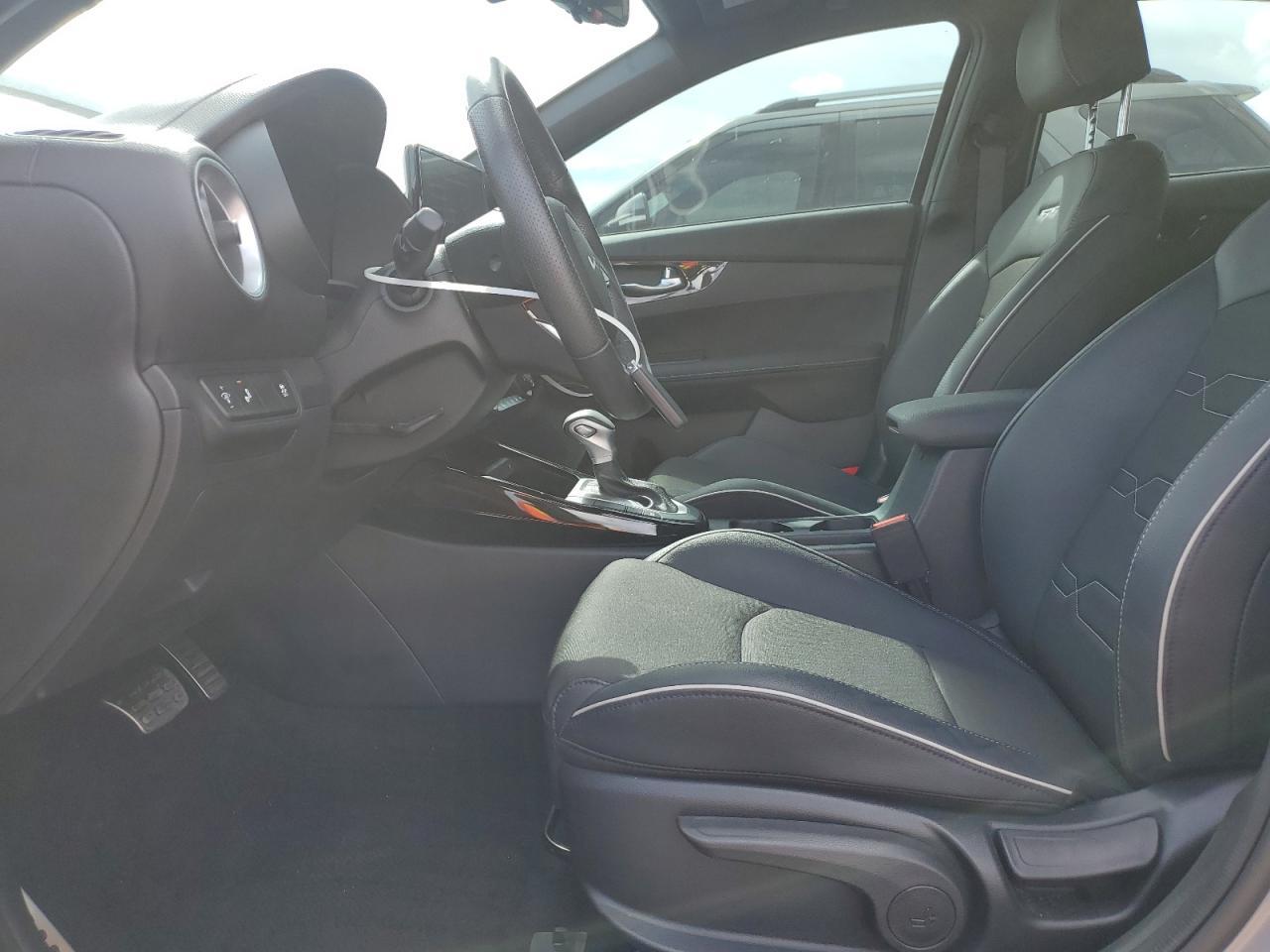 2024 Kia Forte Gt Line - Фото 7