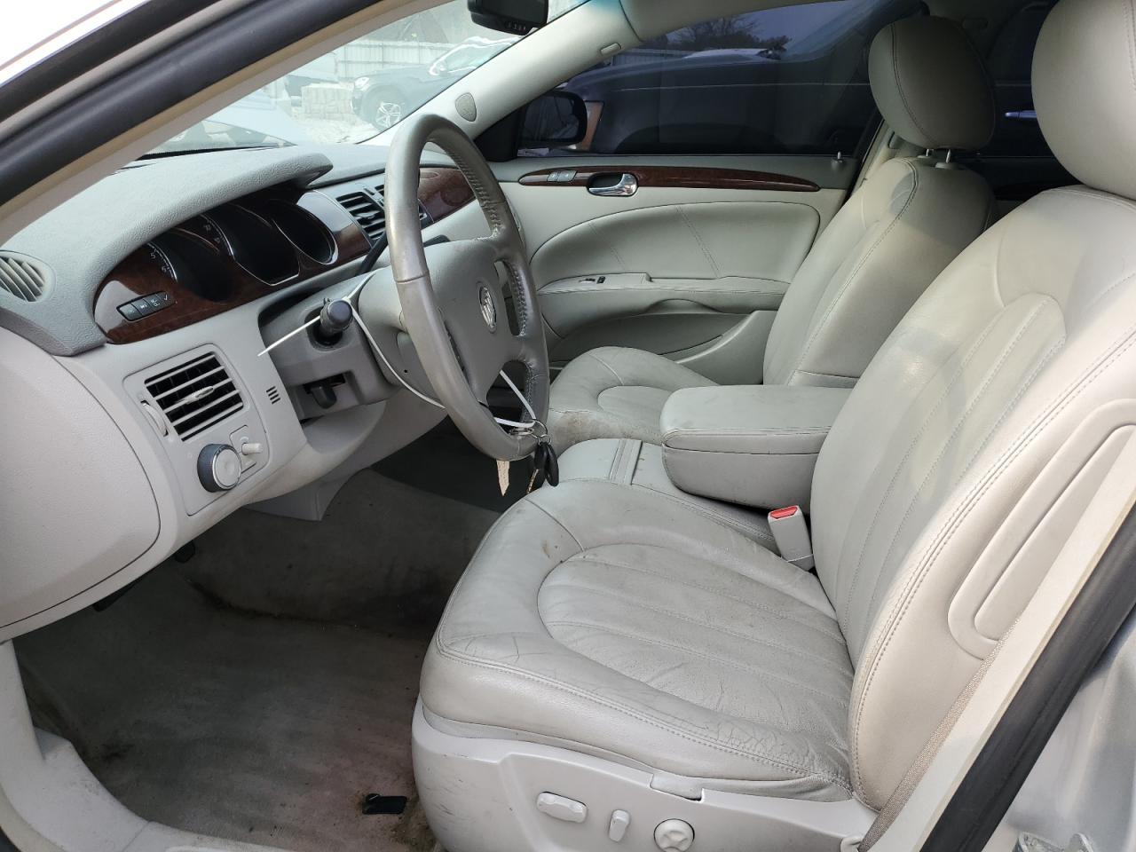 2011 Buick Lucerne Cxl - Image 7