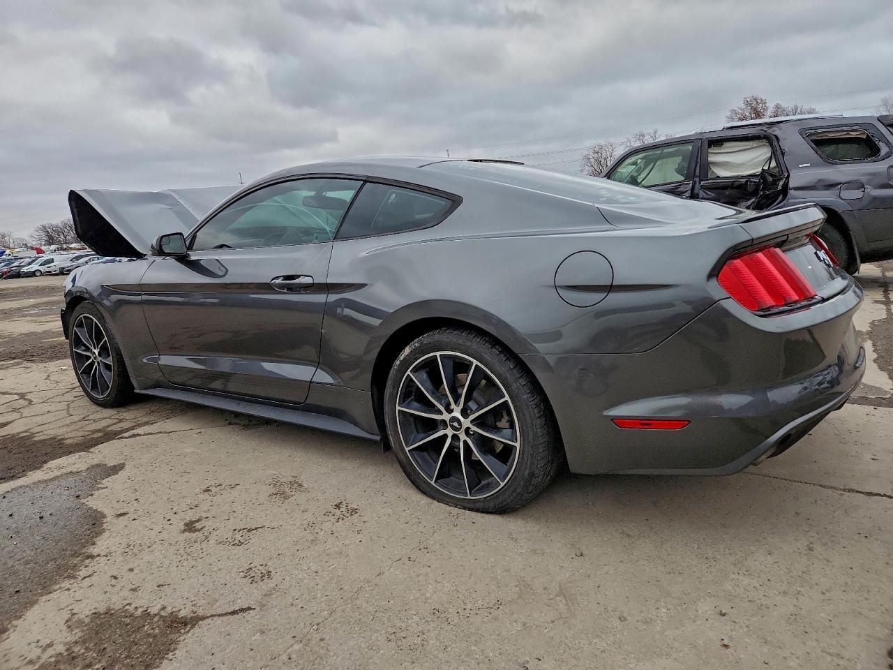 2015 Ford Mustang - Image 2