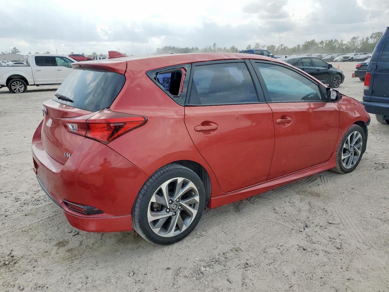 2018 Toyota Corolla Im - Фото 3