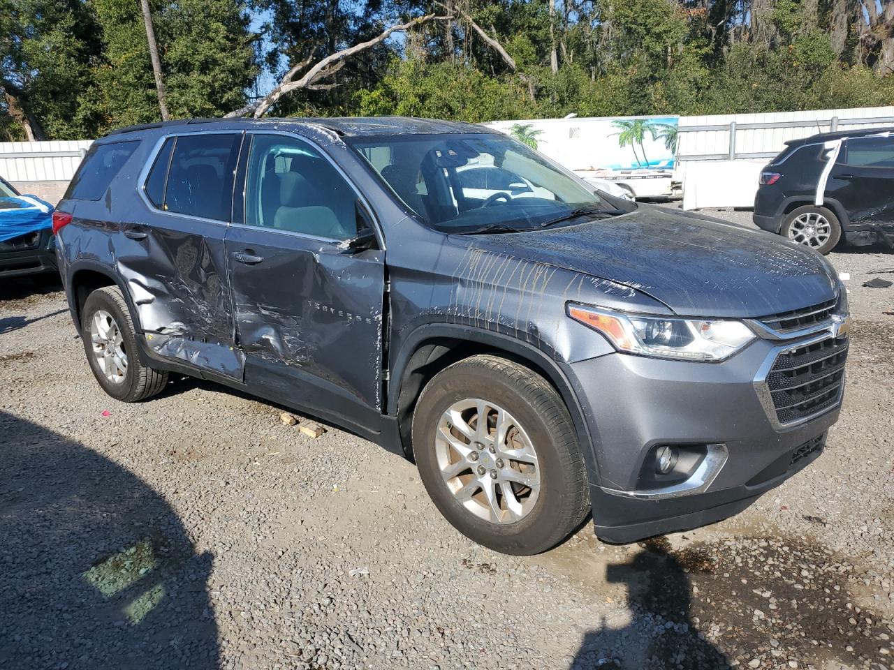 2020 Chevrolet Traverse Lt - Image 4
