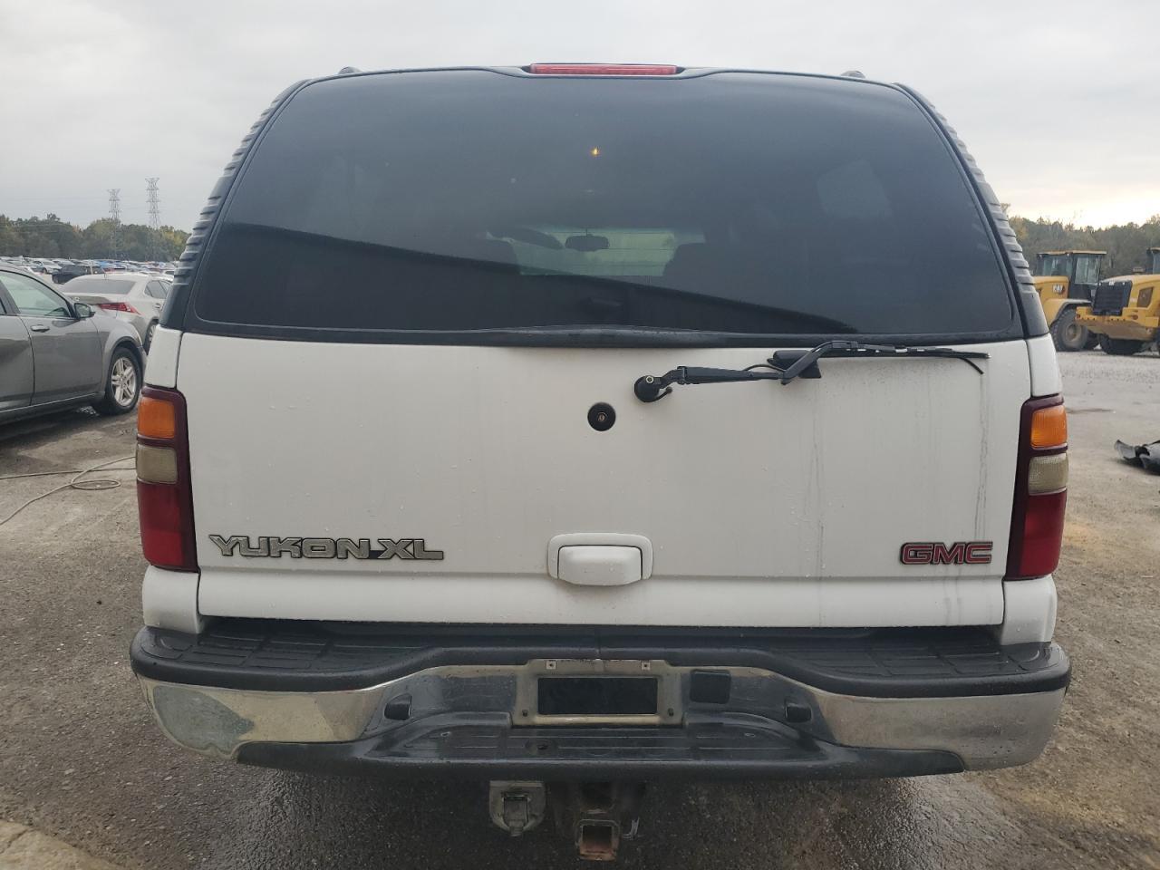 2003 GMC Yukon Xl C1500 - Фото 6