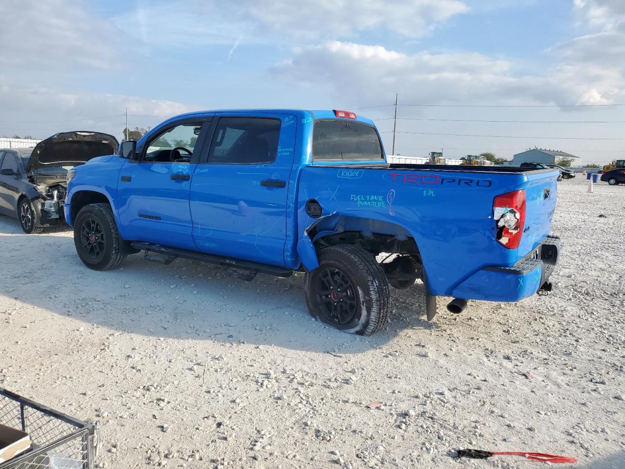 2019 Toyota Tundra Crewmax Sr5 - Image 2