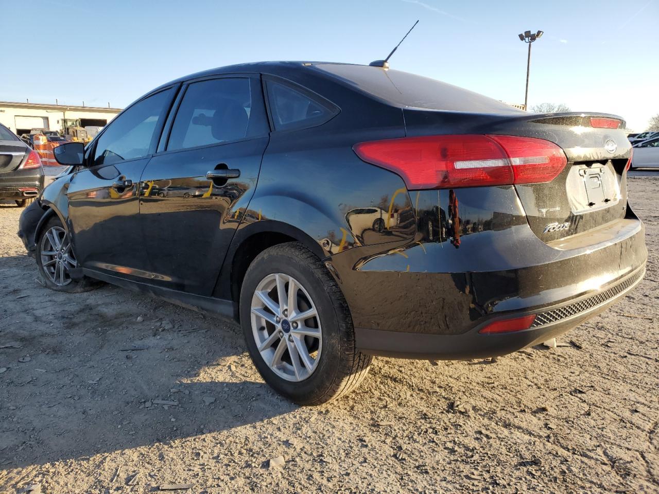 2018 Ford Focus Se - Image 2