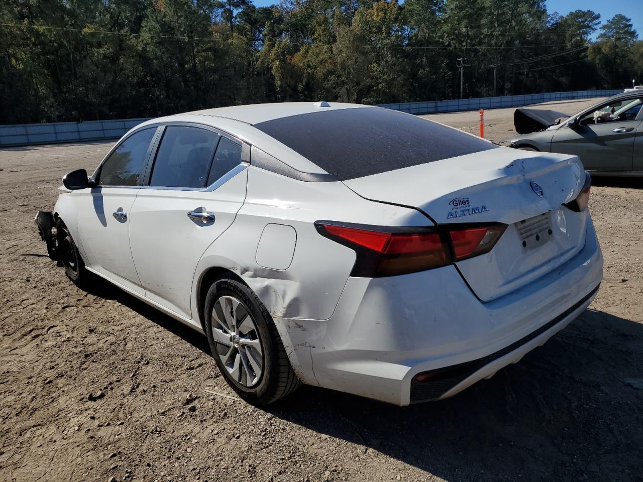 2019 Niss Altima 2.5 S - Фото 2