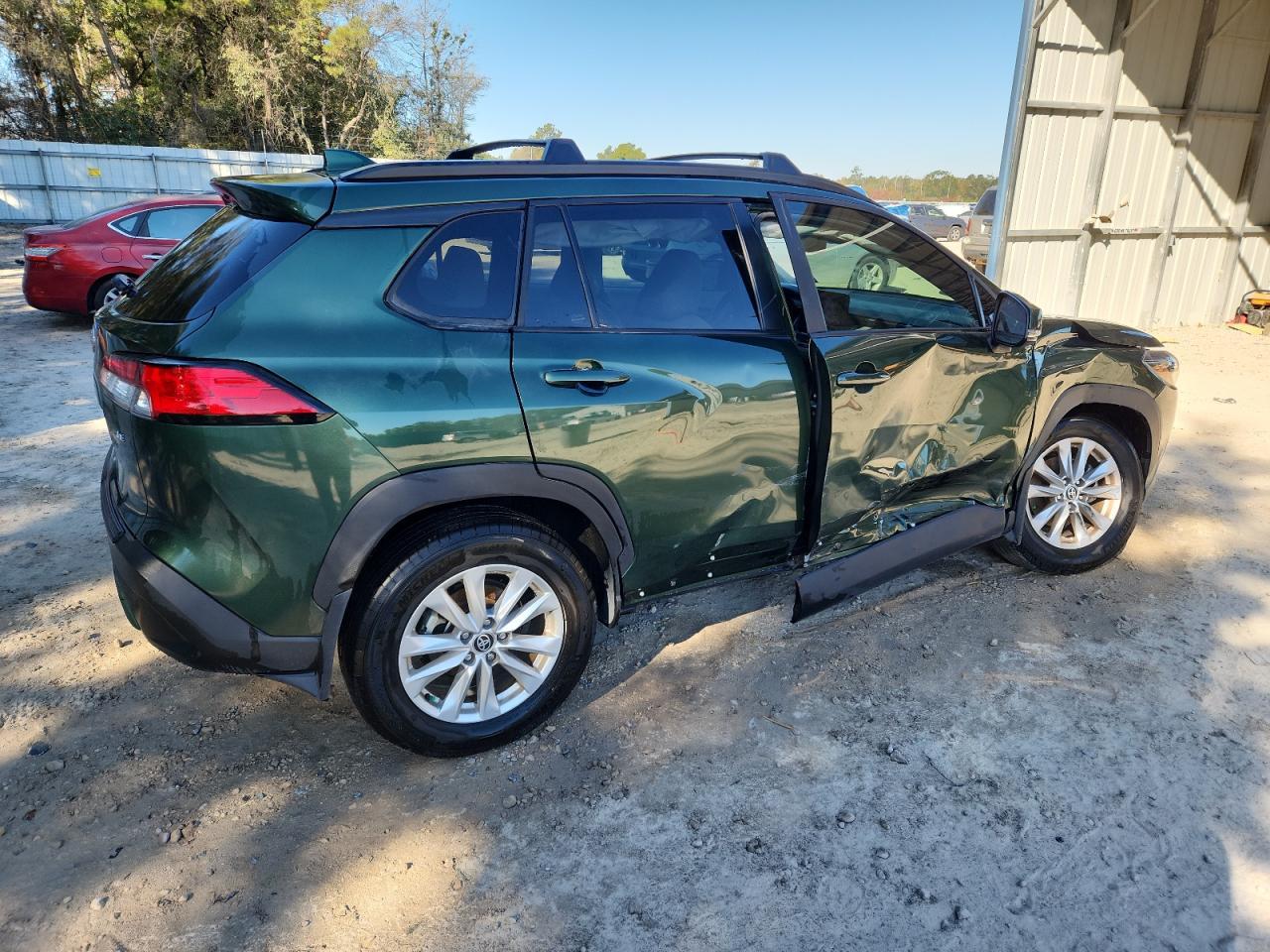 2024 Toyota Corolla Cross Le - Фото 3
