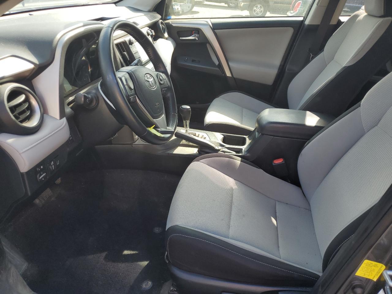 2017 Toyota Rav4 Xle - Image 7