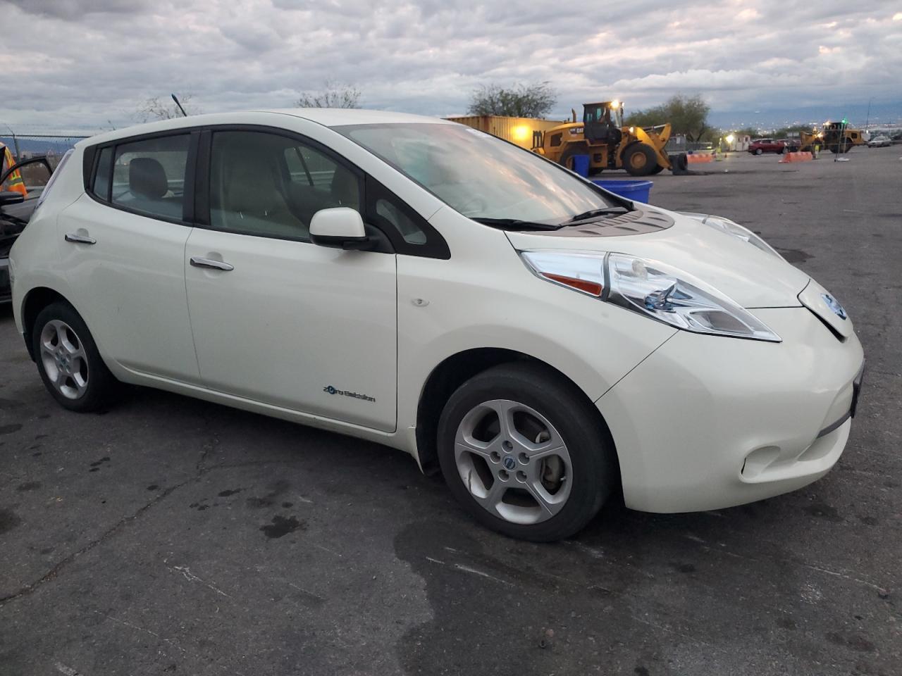 2012 Nissan Leaf Sv - Image 4