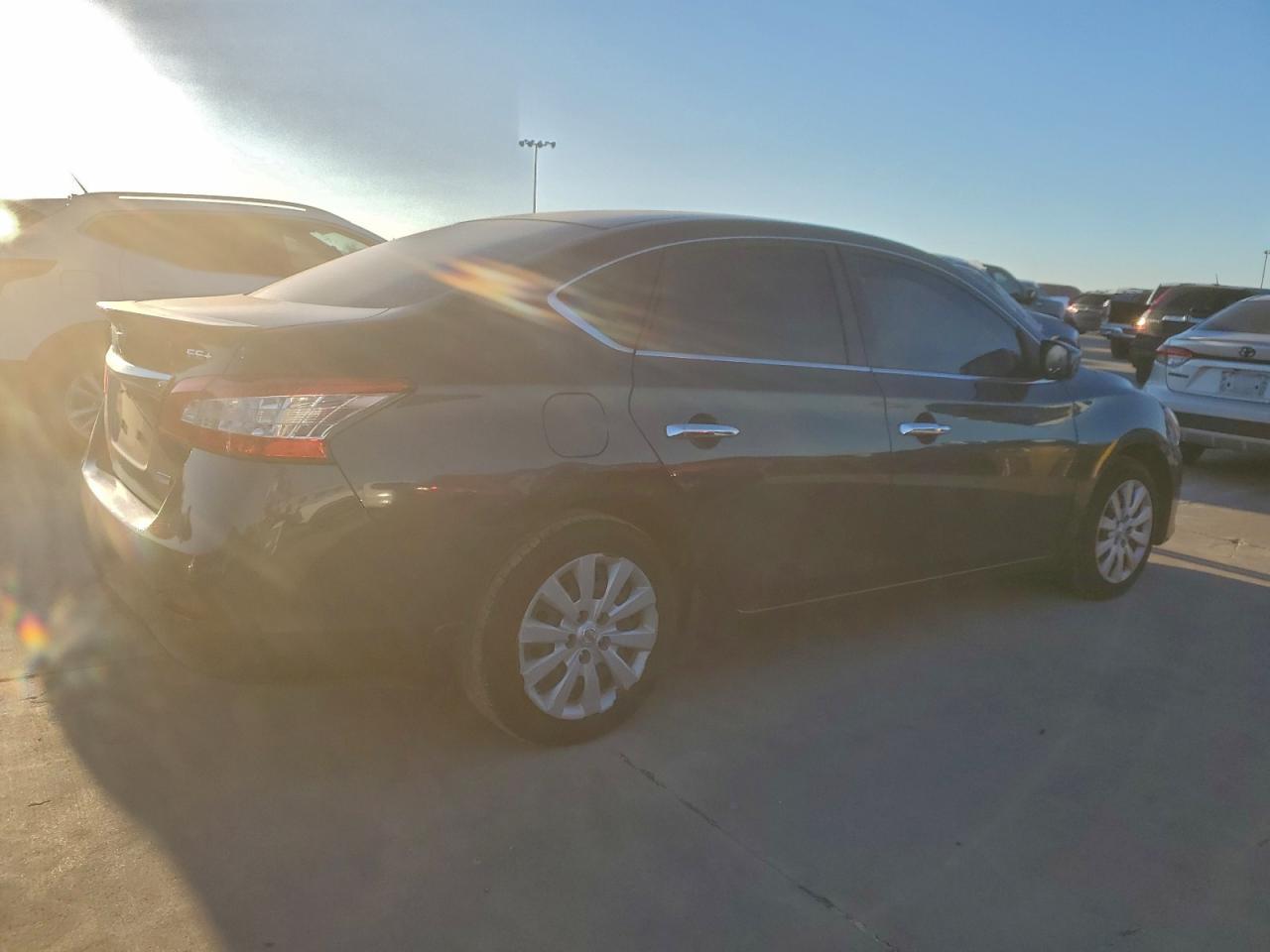 2013 Nissan Sentra S - Image 3