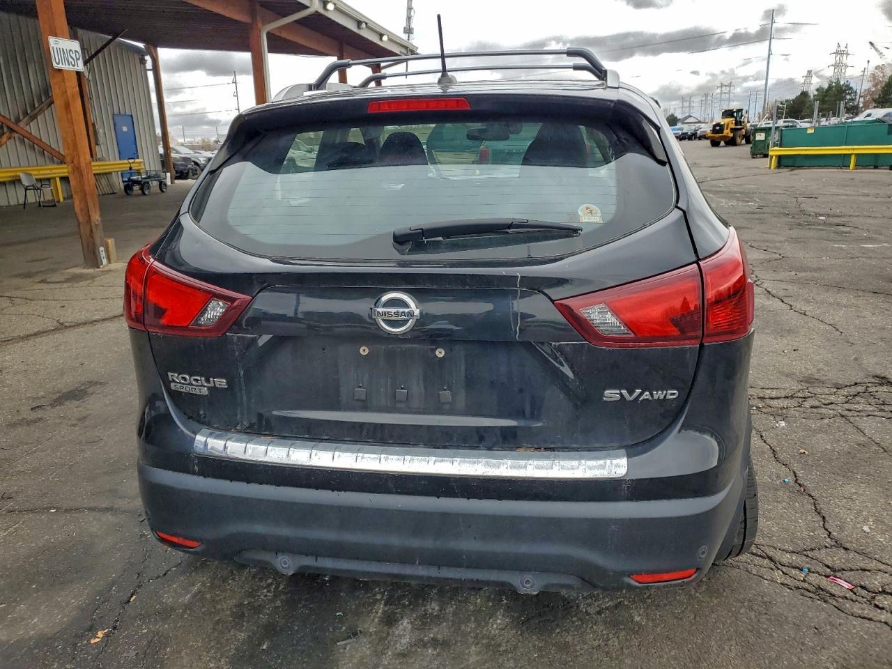 2019 Nissan Rogue Sport S - Image 6