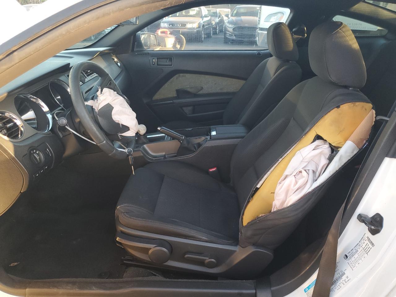 2012 Ford Mustang - Фото 7