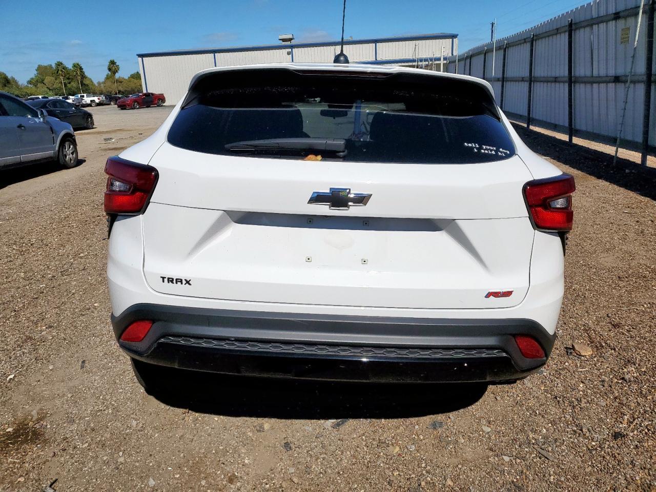 2025 Chevrolet Trax 1Rs - Фото 6