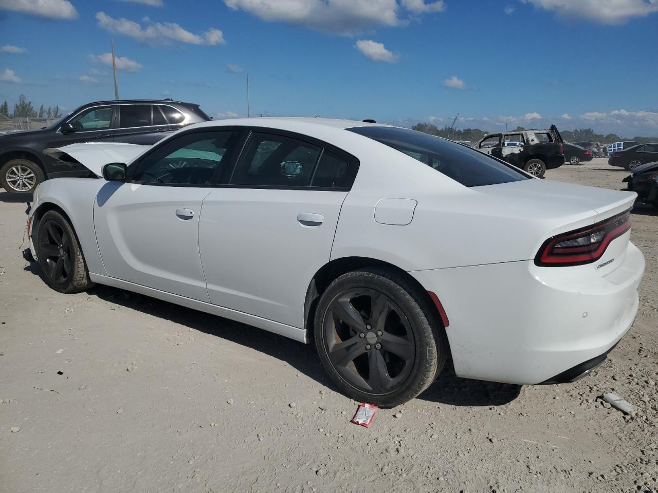 2021 Dodge Charger Sxt - Фото 2