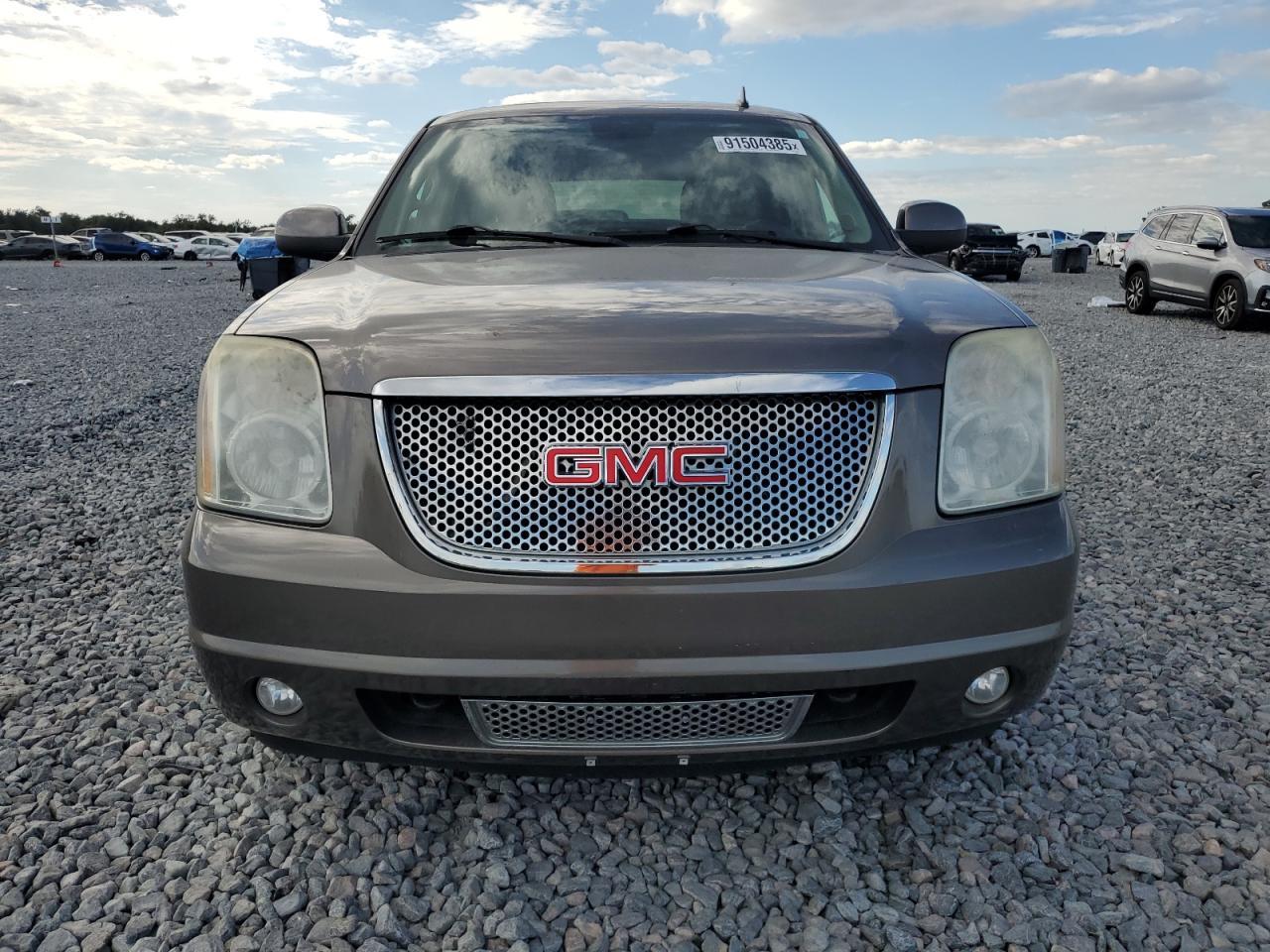 2012 GMC Yukon Denali Hybrid - Фото 5