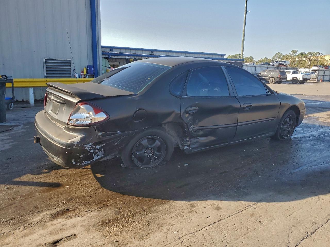 2006 Ford Taurus Se - Фото 3