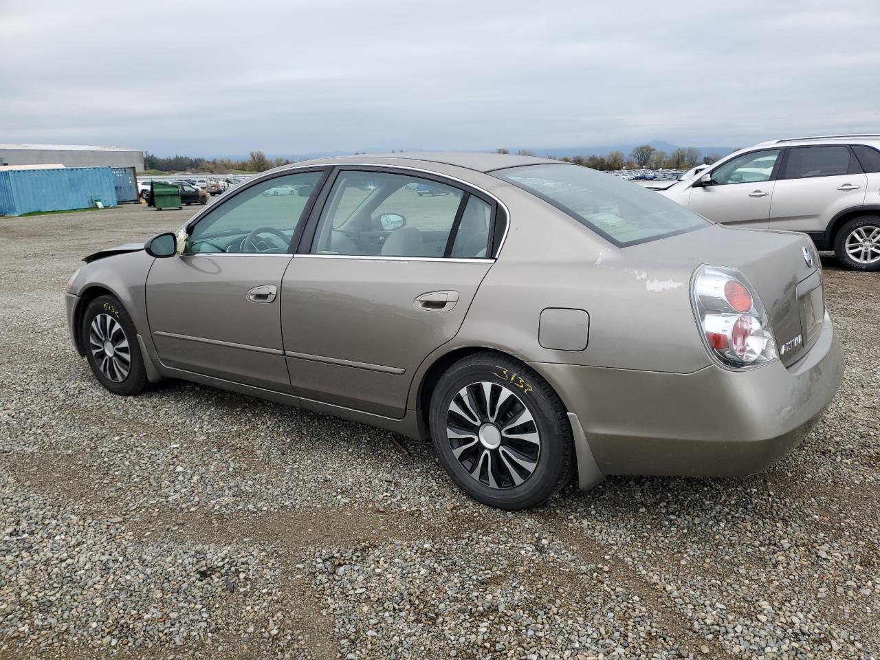 2005 Nissan Altima S - Image 2