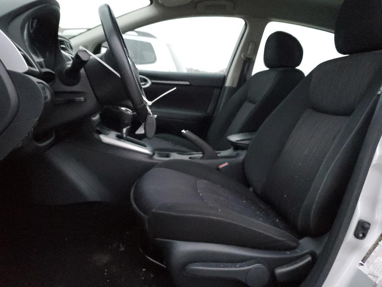 2019 Nissan Sentra S - Фото 7