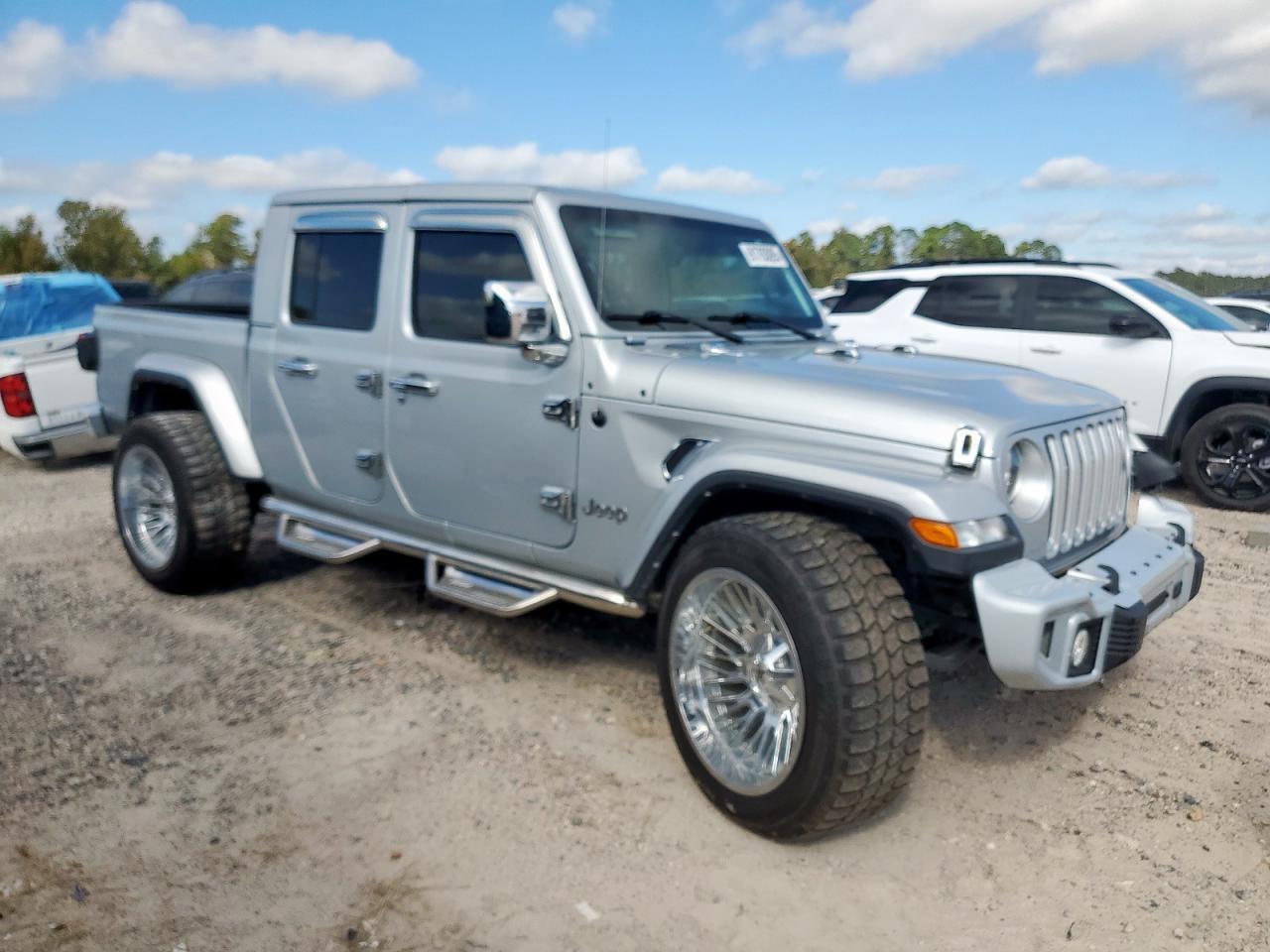 2022 Jeep Gladiator Overland - Фото 4