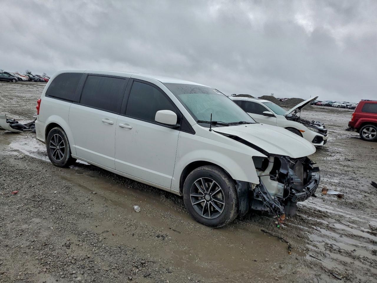 2019 Dodge Grand Caravan Gt - Image 4