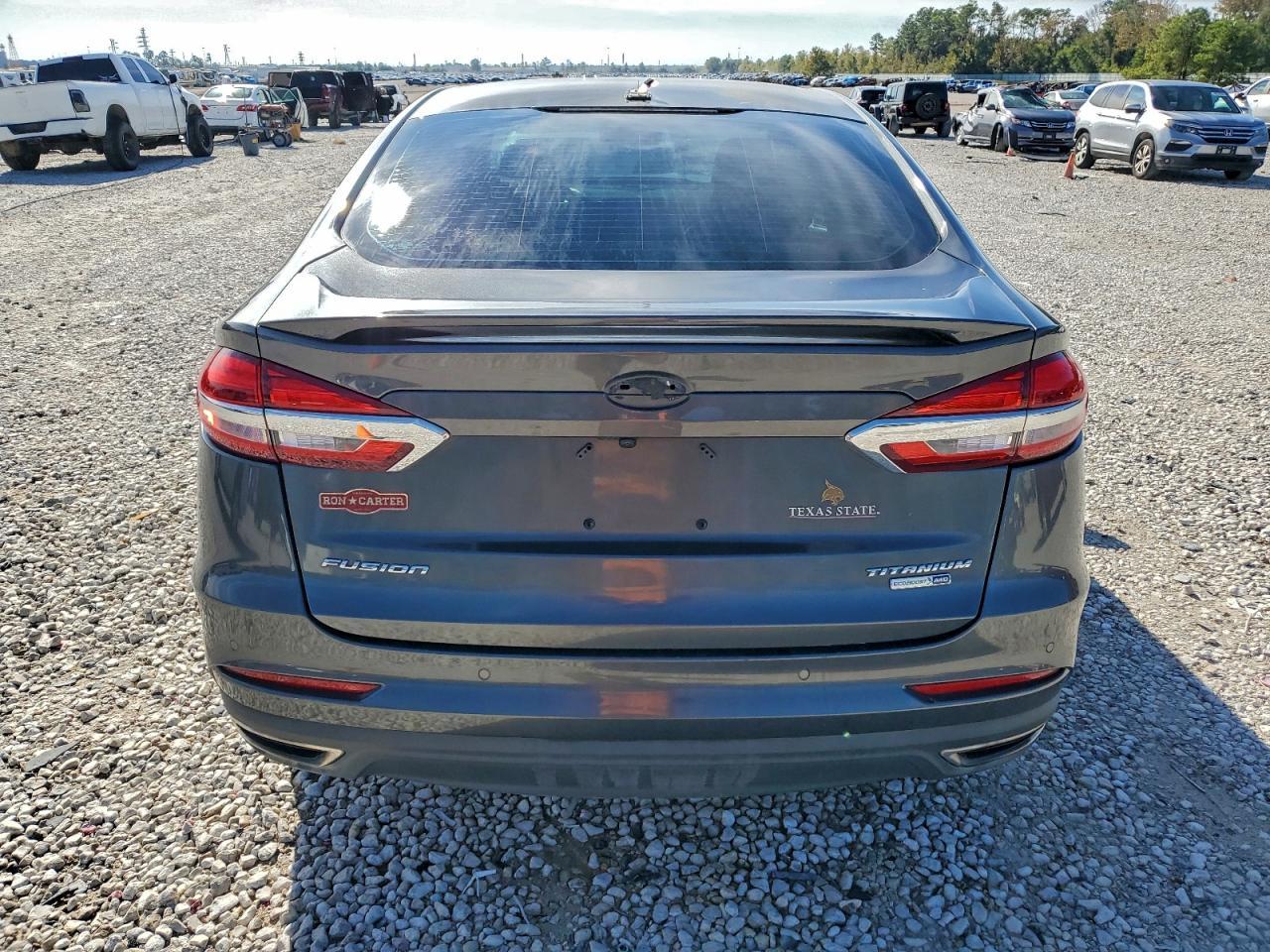 2020 Ford Fusion Titanium - Фото 6