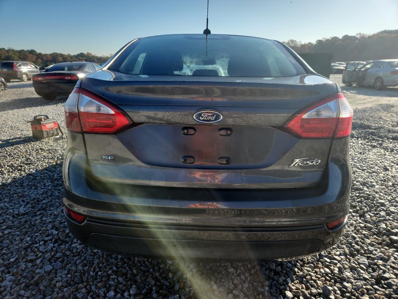 2017 Ford Fiesta Se - Image 6