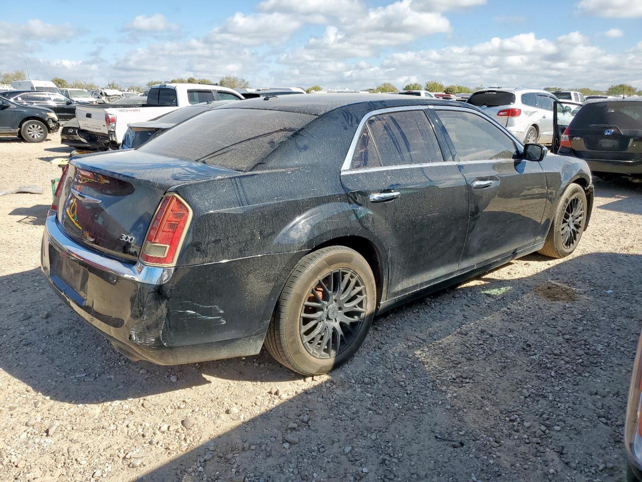 2012 Chry 300 - Фото 3