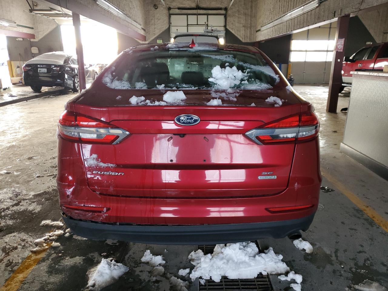 2020 Ford Fusion Se - Фото 6