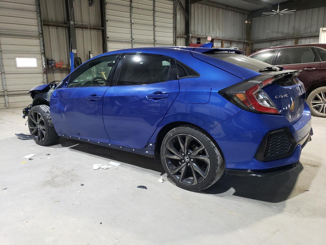 2018 Honda Civic Sport - Фото 2