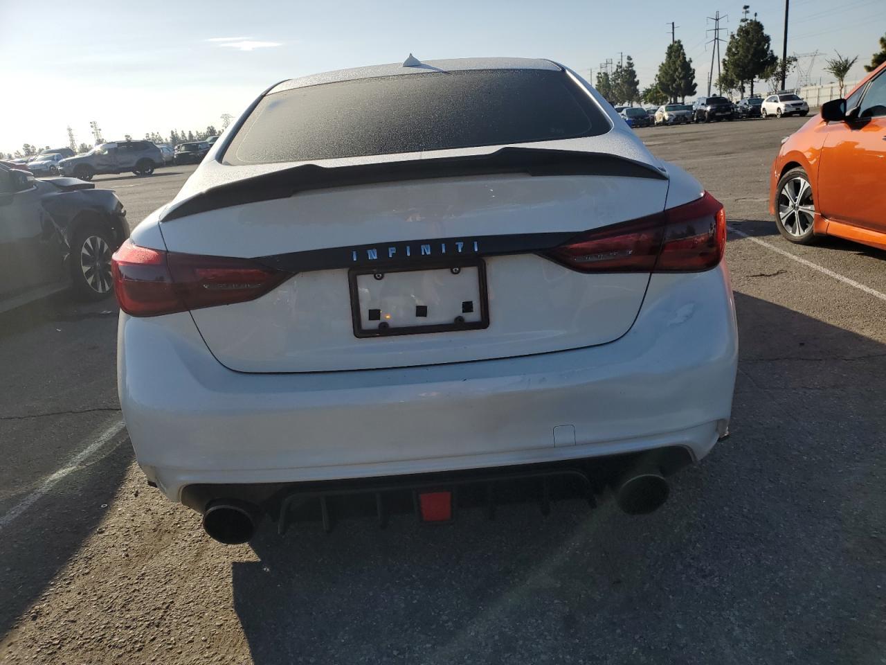 2018 Infiniti Q50 Luxe - Фото 6