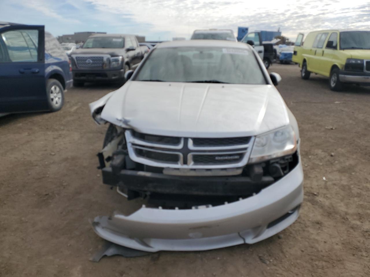 2011 Dodge Avenger Lux - Фото 5