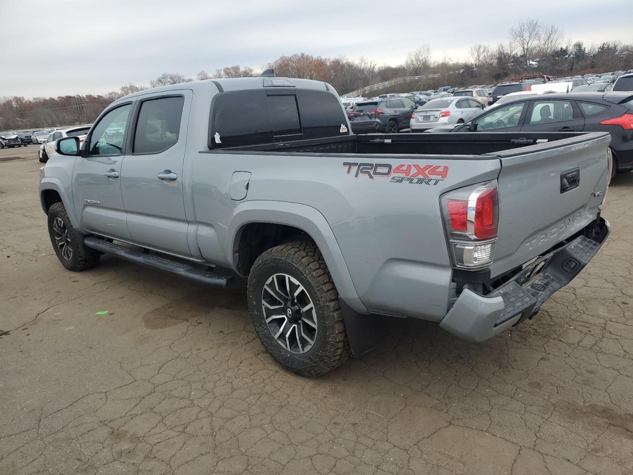 2021 Toyota Tacoma Double Cab - Фото 2