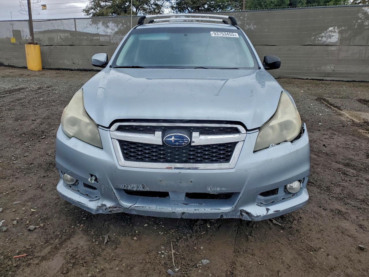 2013 Subaru Legacy 3.6R Limited - Image 5