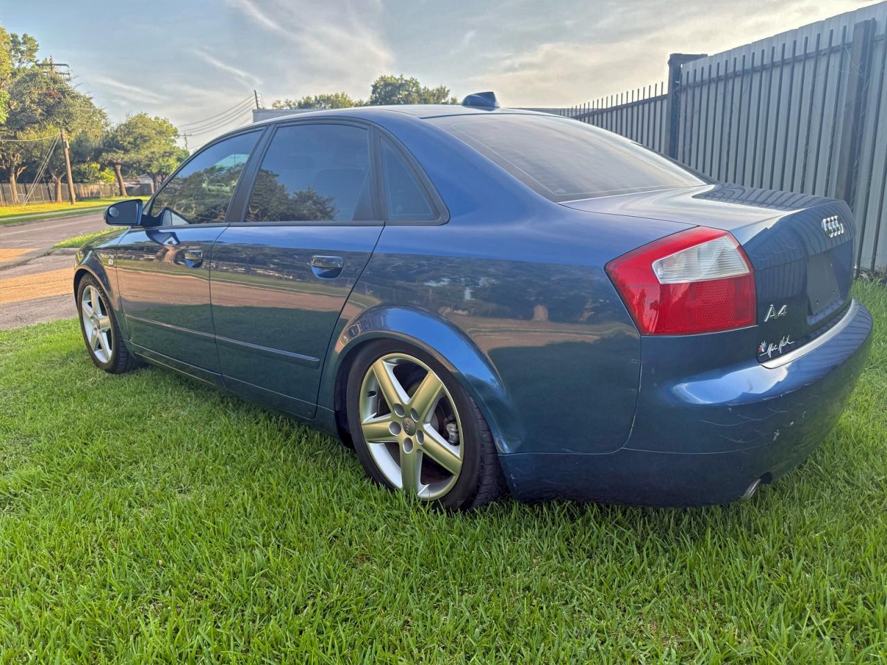 2004 Audi A4 1.8T Quattro - Фото 3