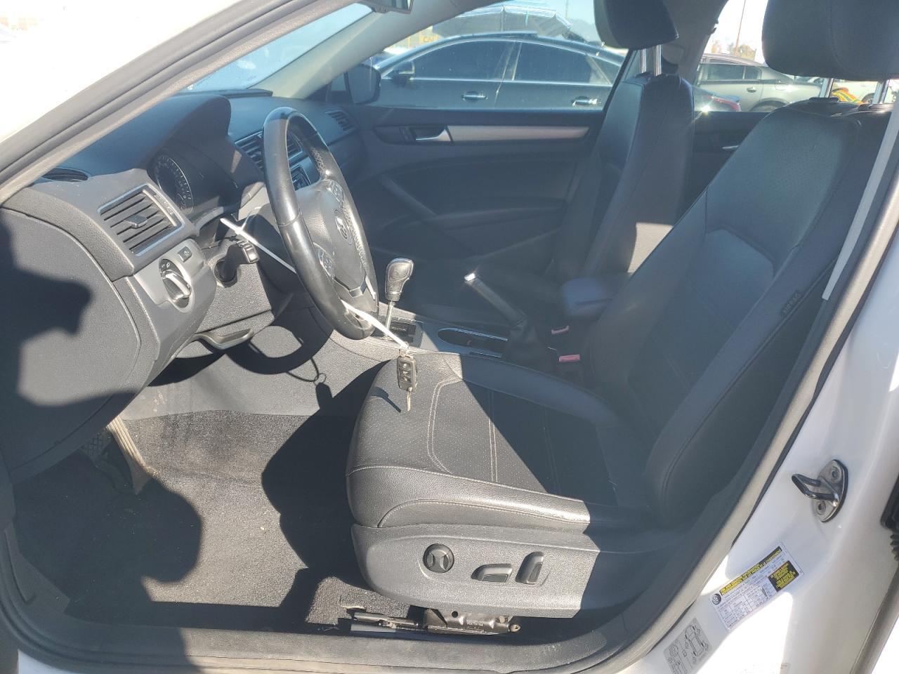 2014 Volkswagen Passat Se - Фото 7