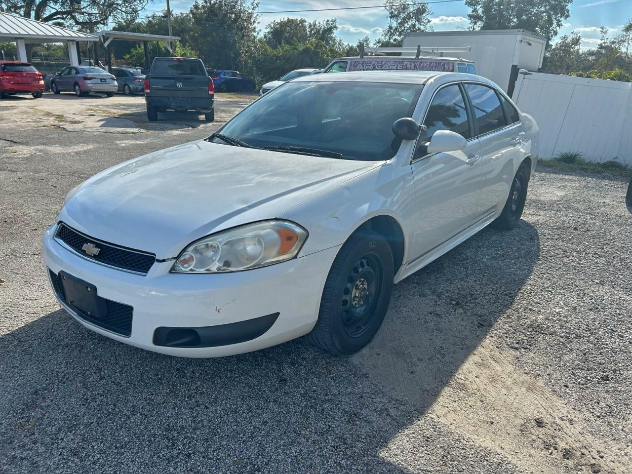 2016 Chevrolet Impala Limited Police - Фото 2