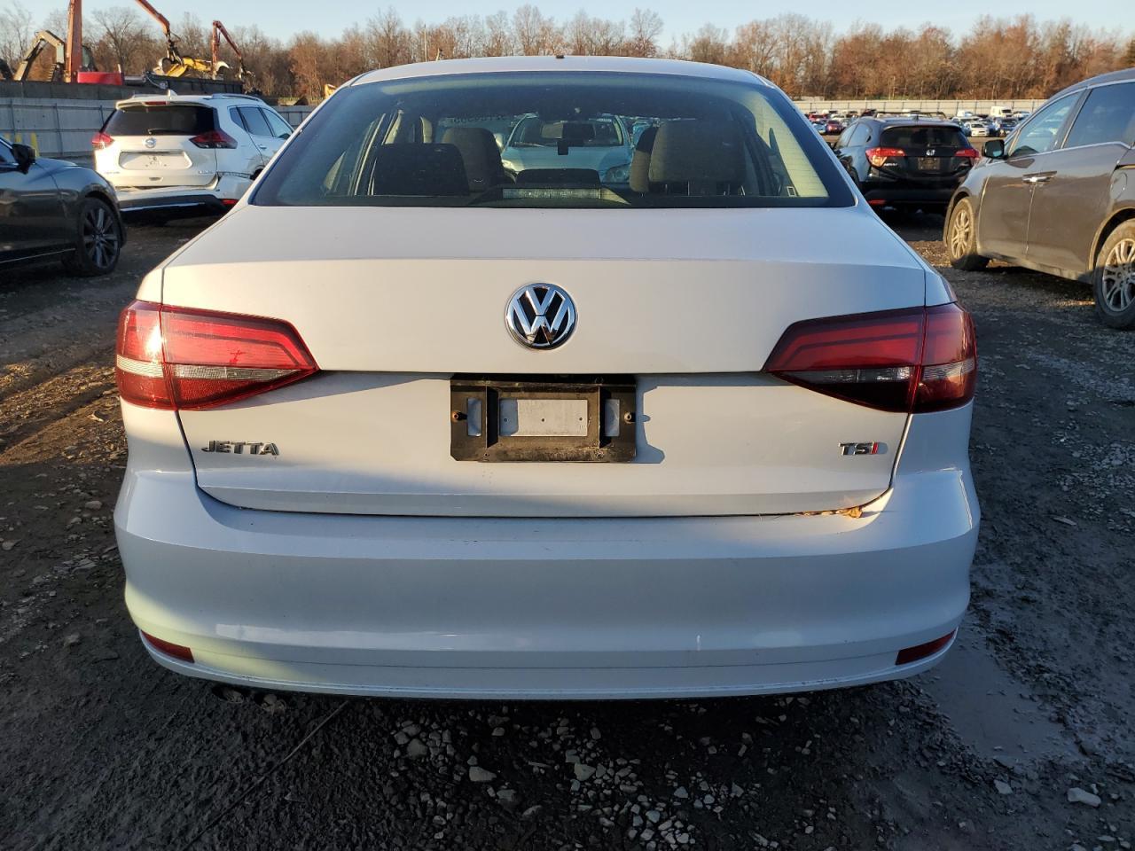 2017 Volkswagen Jetta S - Image 6
