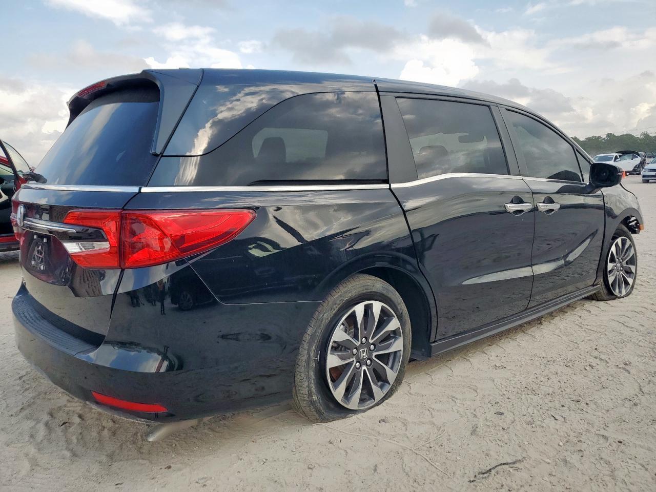 2024 Honda Odyssey Exl - Image 3
