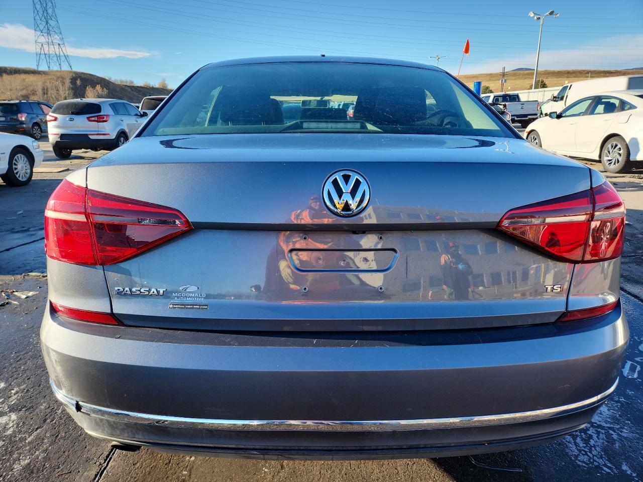 2018 Volkswagen Passat S - Фото 6