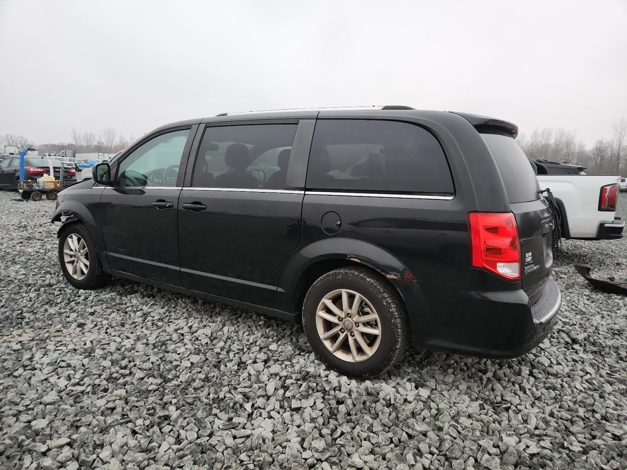 2018 Dodge Grand Caravan Sxt - Фото 2