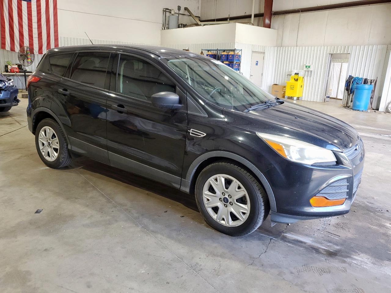 2015 Ford Escape S - Фото 4